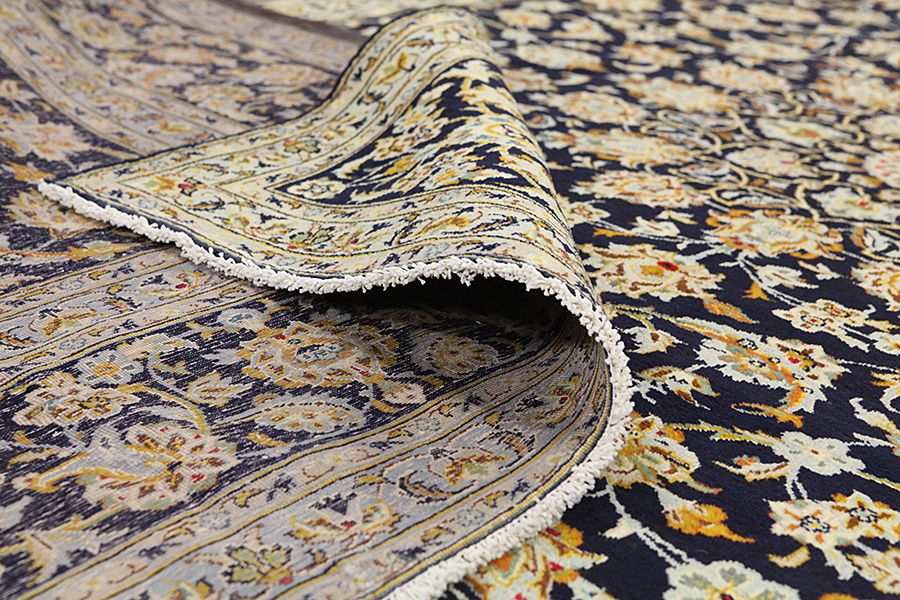 Tabriz - old Persian Carpet 395x296 - Picture 4