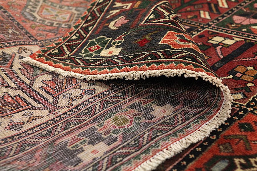 Bakhtiari Persian Carpet 293x197 - Picture 4