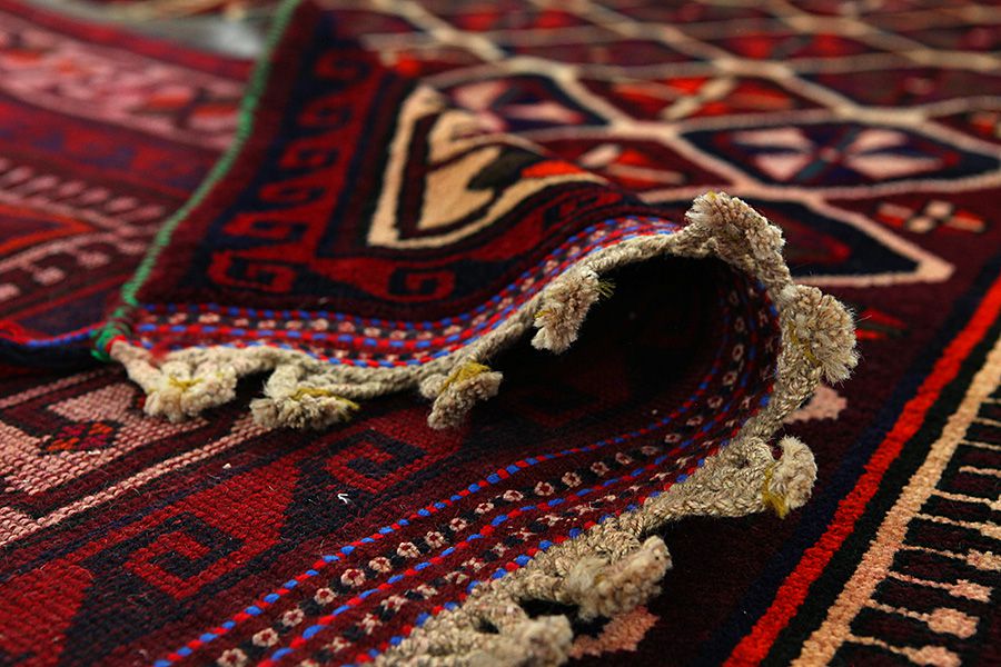 Lori - Bakhtiari Persian Carpet 215x175 - Picture 4